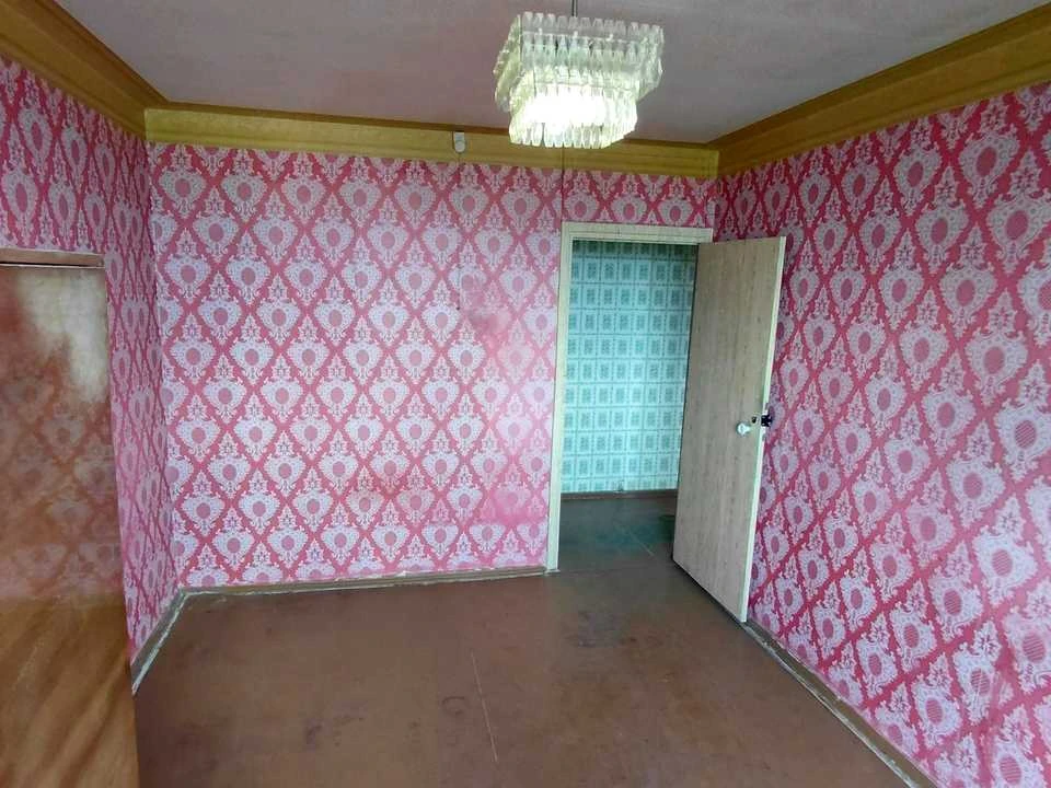 Apartment. Kharkiv, Traktorostudivnyky Ave.