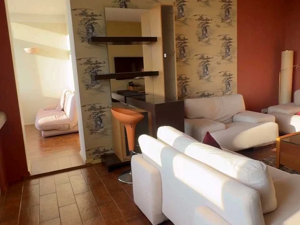 Apartment. Odesa, Palubna St.