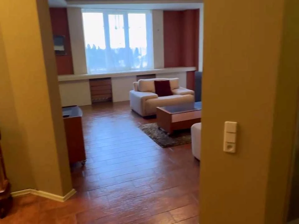 Apartment. Odesa, Palubna St.
