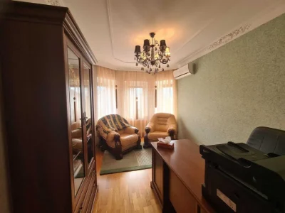 Терміново продається Котедж рн Пожежної Академії 370м2, діля