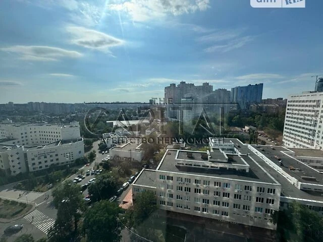 Sale of 3-room apartment 80 sq. m. on Andriy Verkhoglyada St. 2A • I