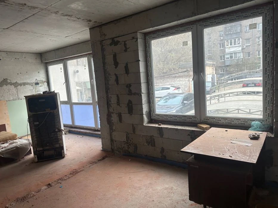 Трикімнатна  квартира  в центрі по вул. Старокозацькій