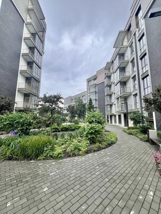 No % Sale 130 m2 3-room apartment in the club residential complex Illinsky House Podi