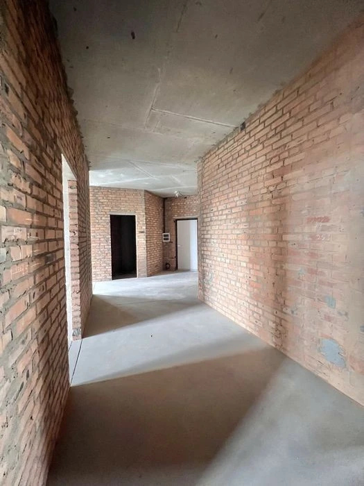 No % Sale 130 m2 3-room apartment in the club residential complex Illinsky House Podi