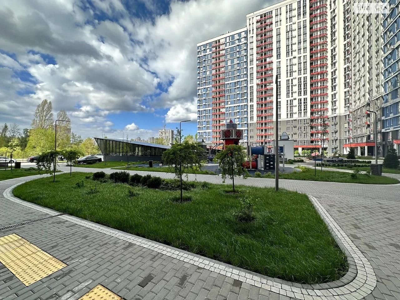 Продаж Квартира Дарницький
