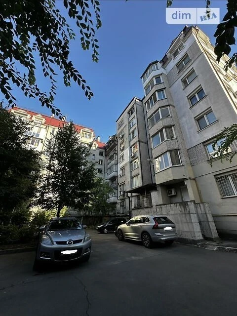 Sale of 2-room apartment 72.3 sq. m. on Andriya Golovka street 12 • ID