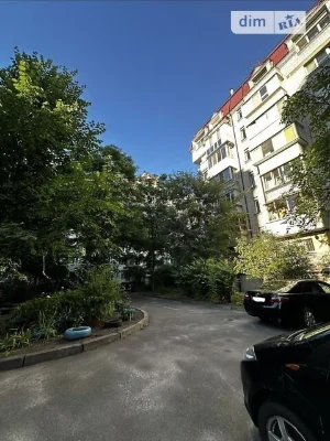 Sale of 2-room apartment 72.3 sq. m. on Andriya Golovka street 12 • ID