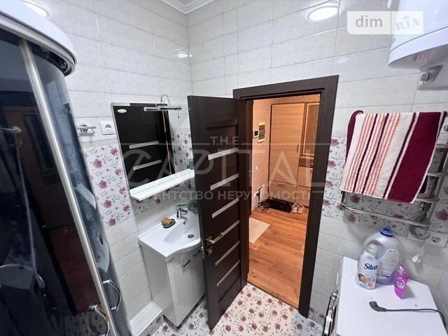 Продажа 3к квартиры 82 кв. м по ул. Василия Тютюнника 37/1 •