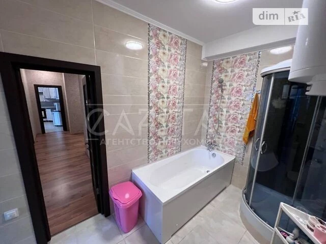 Продажа 3к квартиры 82 кв. м по ул. Василия Тютюнника 37/1 •