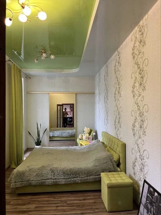 Spacious 2-room apartment for sale in the residential complex "Zhuravlivskyi"
