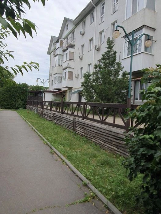 Spacious 2-room apartment for sale in the residential complex "Zhuravlivskyi"