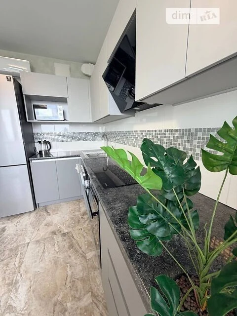 Sale of 1-room apartment 41.6 sq. m. on Osokorska Street 2A, apt. 894