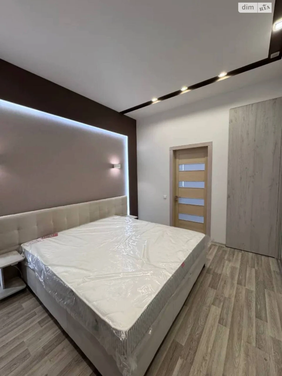 For sale Apartment Peremogha-6