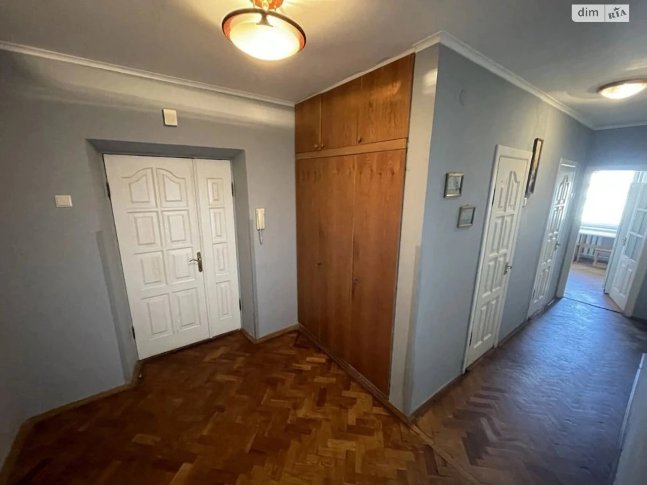 For sale Apartment Livoberezhnyy Massiv
