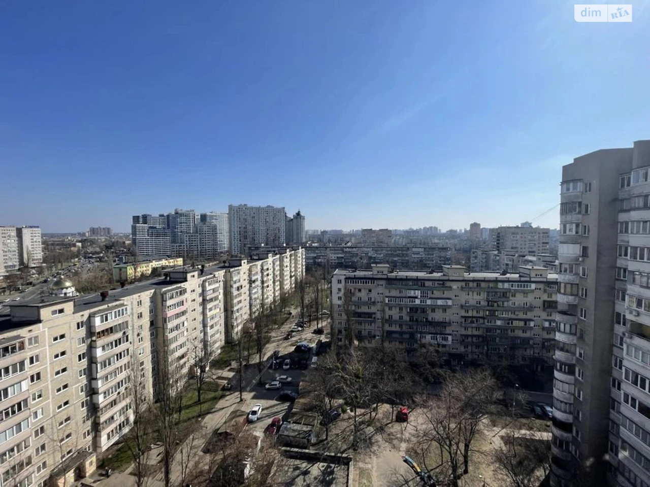 For sale Apartment Livoberezhnyy Massiv