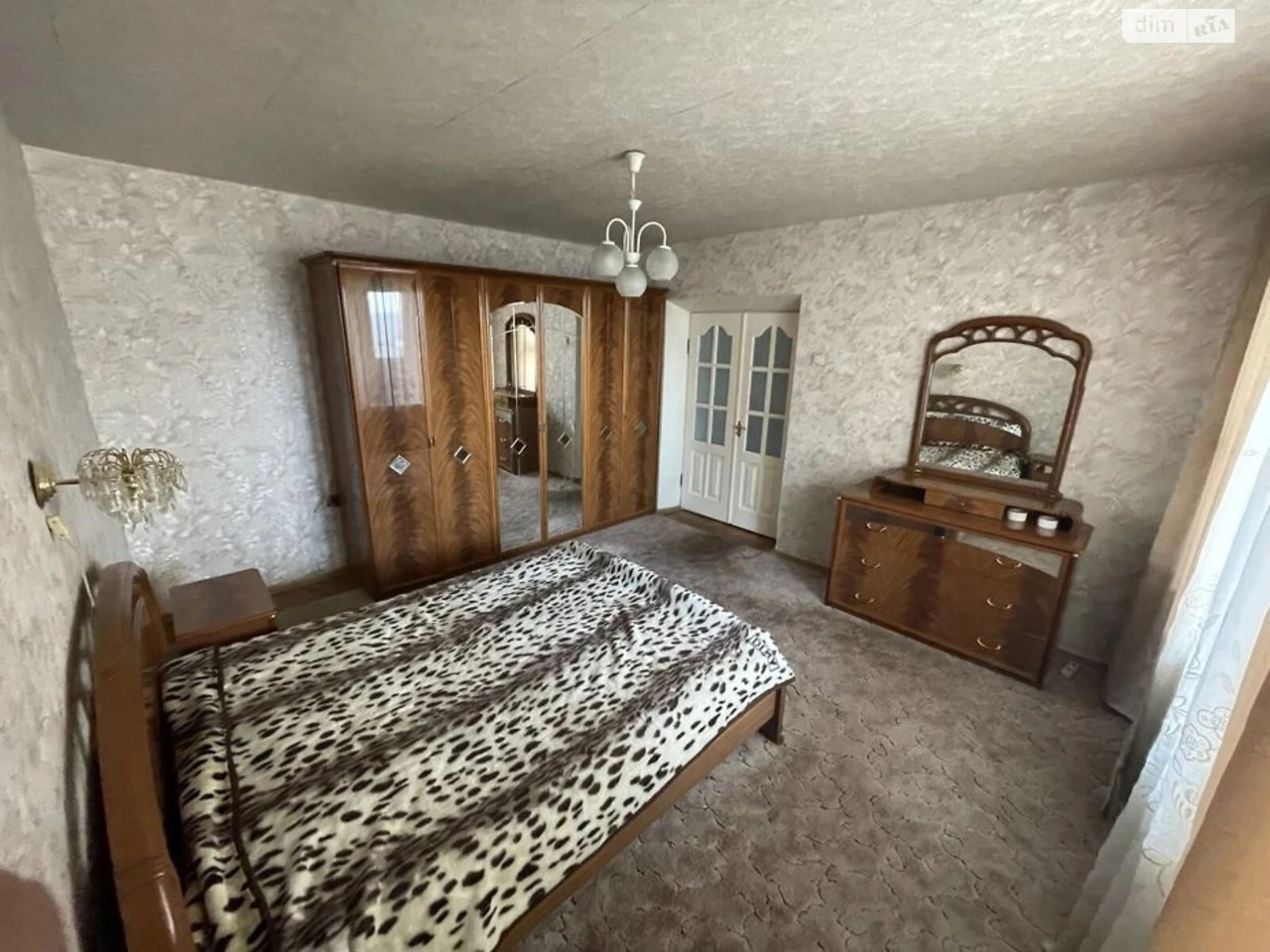 For sale Apartment Livoberezhnyy Massiv
