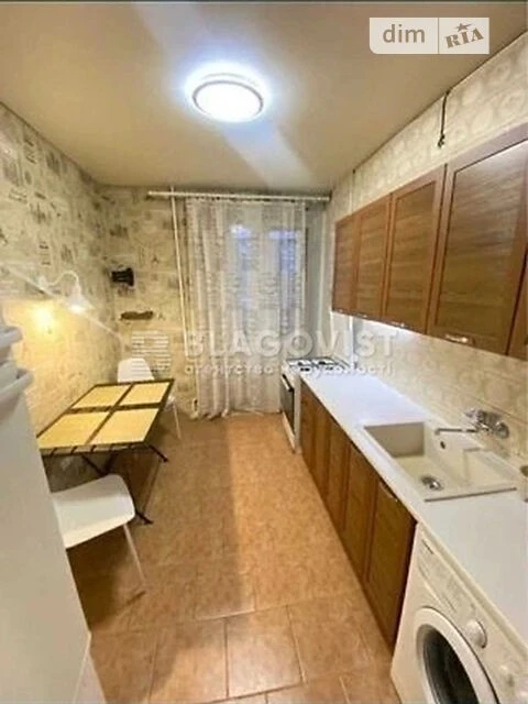 For sale 2-room apartment 65 sq. m. on Gogolivska Street 36/40 • ID 3