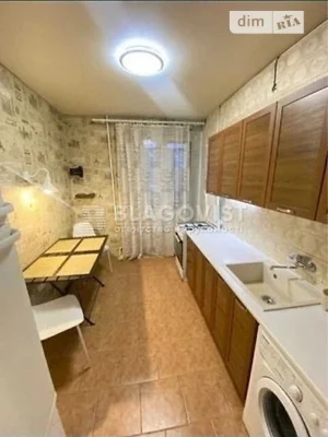 For sale 2-room apartment 65 sq. m. on Gogolivska Street 36/40 • ID 3