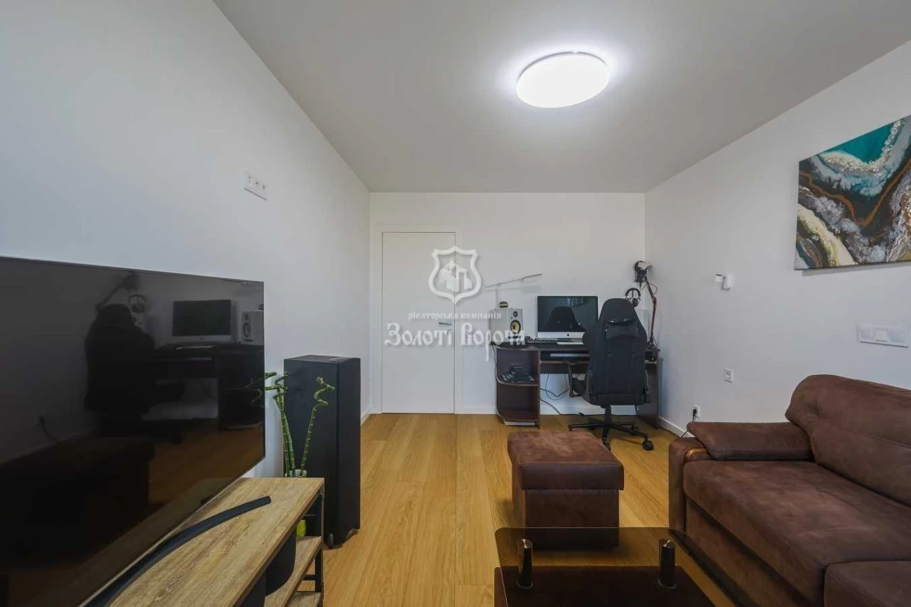3-room apartment for sale 68.3 m², Obolonskyi Avenue, 13
