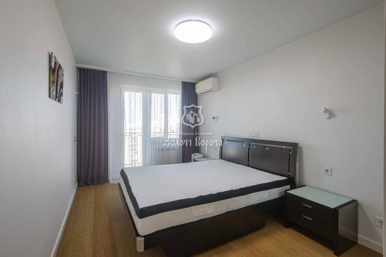 3-room apartment for sale 68.3 m², Obolonskyi Avenue, 13