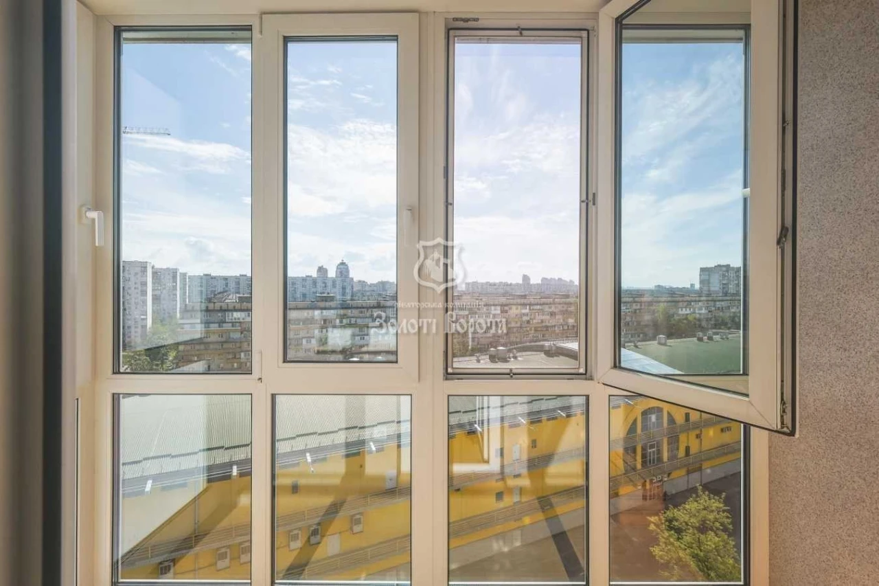 3-room apartment for sale 68.3 m², Obolonskyi Avenue, 13