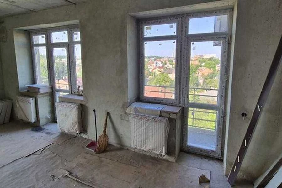 Продаж 3-к. квартири ДВОРІВНЕВА 144/70/33м² вул.Глинянський
