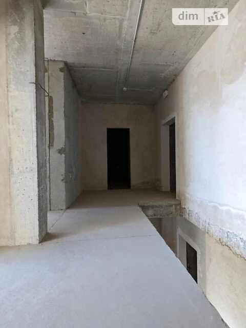 Sale of 4-room apartment 330 sq. m on Andriy Verkhoglyada St. 1-20A