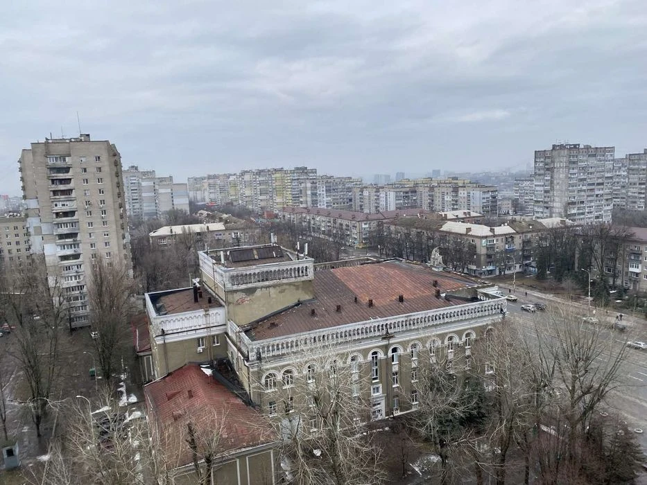 Продам 3к. на Рабочей. ЖК ULDYZ. Возможна безналичность , расстр
