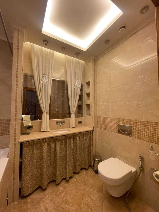 Продажа двухуровневой квартиры на Солнечной. 4 спальни. 2 санву