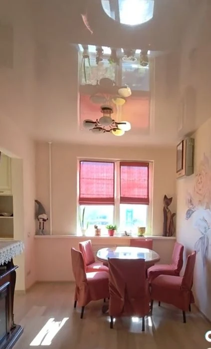 Selling a renovated two-room apartment in Kholodnaya Gora.