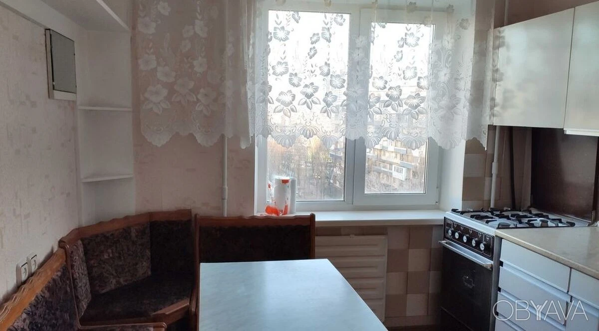 2-room apartment, Dniprovska Naberezhna St. 5b