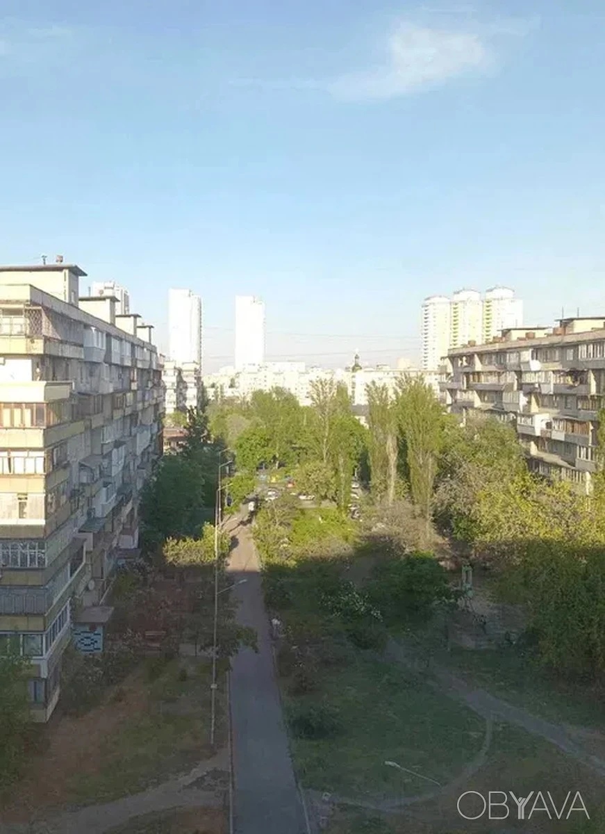 2-room apartment, Dniprovska Naberezhna St. 5b
