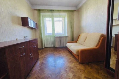 I will sell a 3-room apartment. Obolon. Kyiv. Naberezhna. WITHOUT co