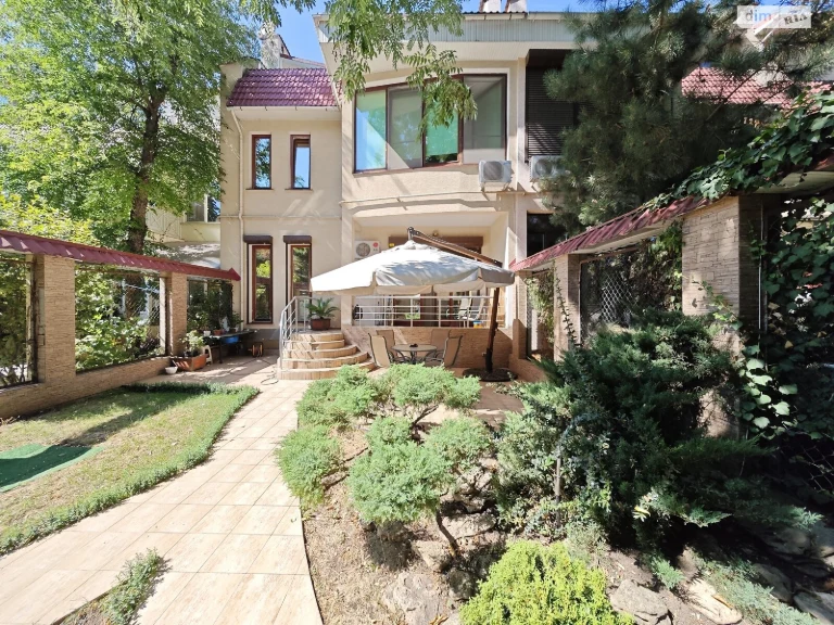 Long-term Rental House Primorsky