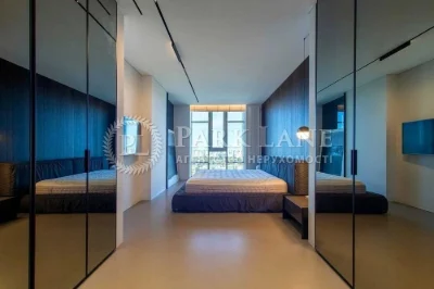 Apartment for sale with truly designer renovation in Sherwoo residential complex