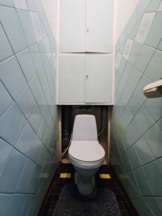 I will sell a 3-room apartment. Obolon. Kyiv. Naberezhna. WITHOUT co