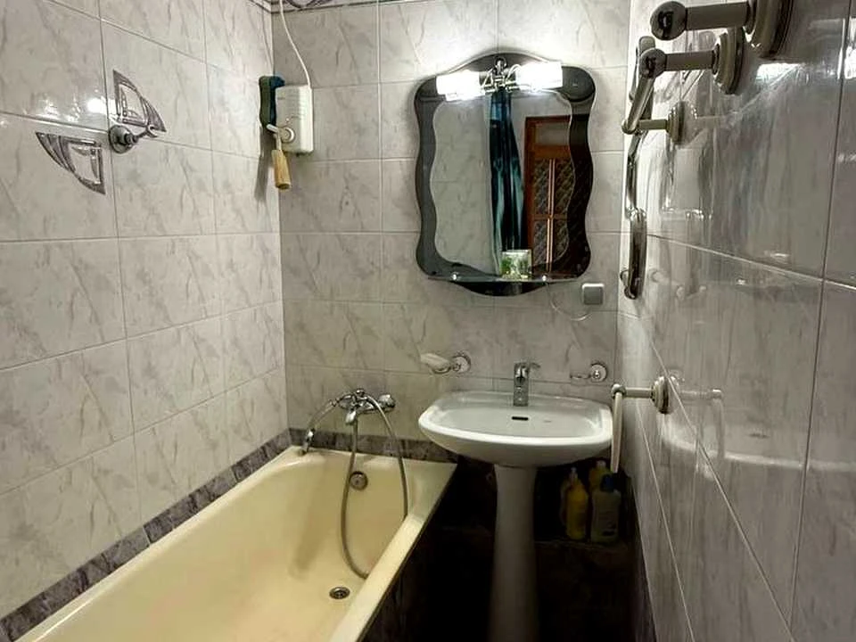 Apartment. Kharkiv, Academician Pavlova St.