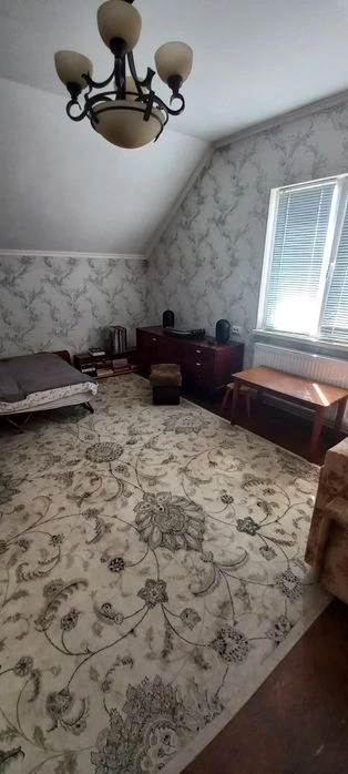 Продаж будинку Старе місто
