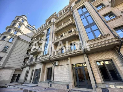 Двухкомнатная квартира в ЭЛИТНОМ, КЛУБНОМ доме на 10 станции.