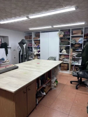 продам квартиру шоу-рум магазин мастерские склад