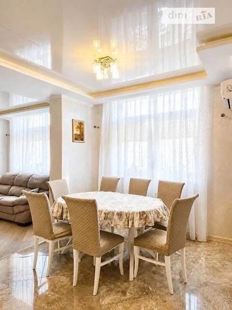 Sale of 4-room apartment 134 sq. m on Voskresenska Street 14B • ID