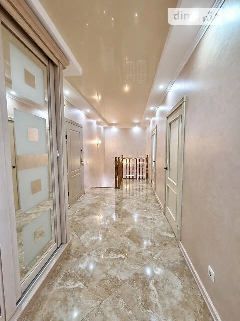 Sale of 4-room apartment 134 sq. m on Voskresenska Street 14B • ID