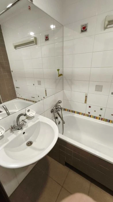 Sale of an enlarged one-room apartment 100 meters from the metro station "23"