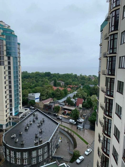 Продажа 1 комнатной квартиры ЖК Аквамарин/16 ст.