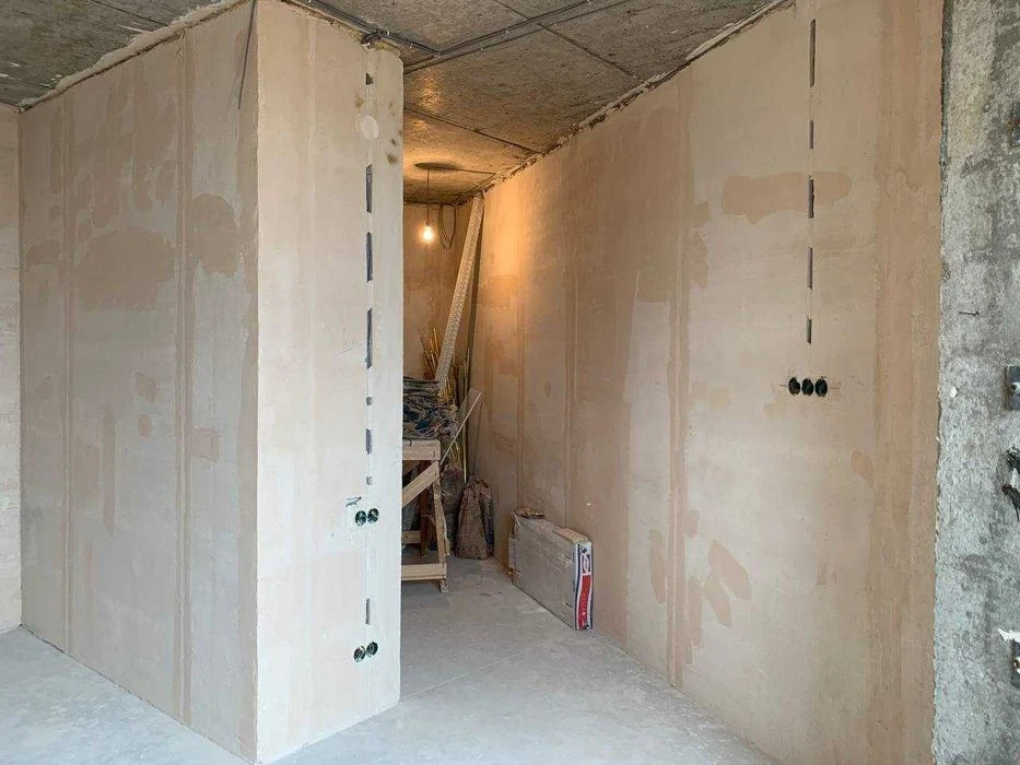 Продажа 1 комнатной квартиры ЖК Аквамарин/16 ст.