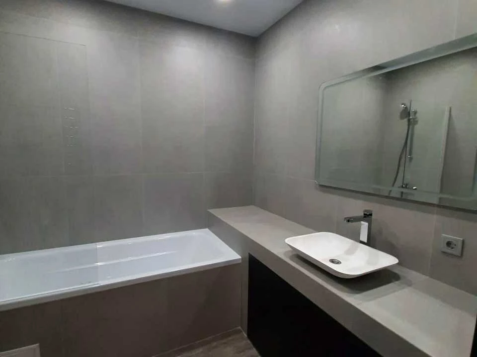 Квартира. Дніпро, Січеславська Набережна вул. (Набережна В.
