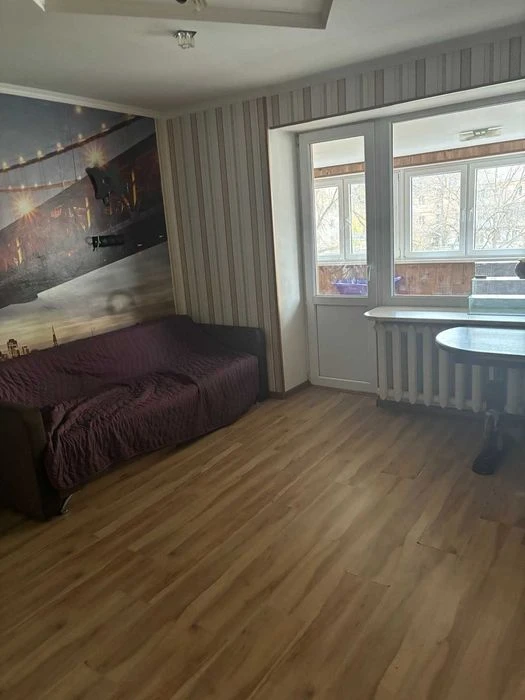 (3) Продам 1-комнатную квартиру на Киевской 0691