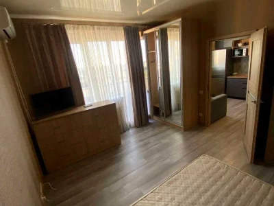 Apartment. Kharkiv, Peremohy Avenue.