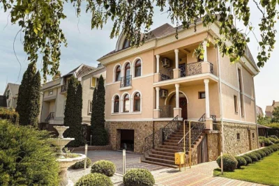 Продаж розкішного будинку   будинку -500м2 ! Локація топ