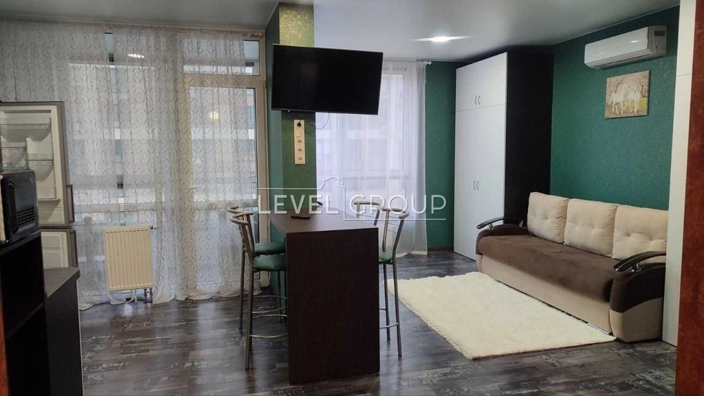 Однокімнатна квартира з ремонтом в ЖК Варшавський, 10 поверх